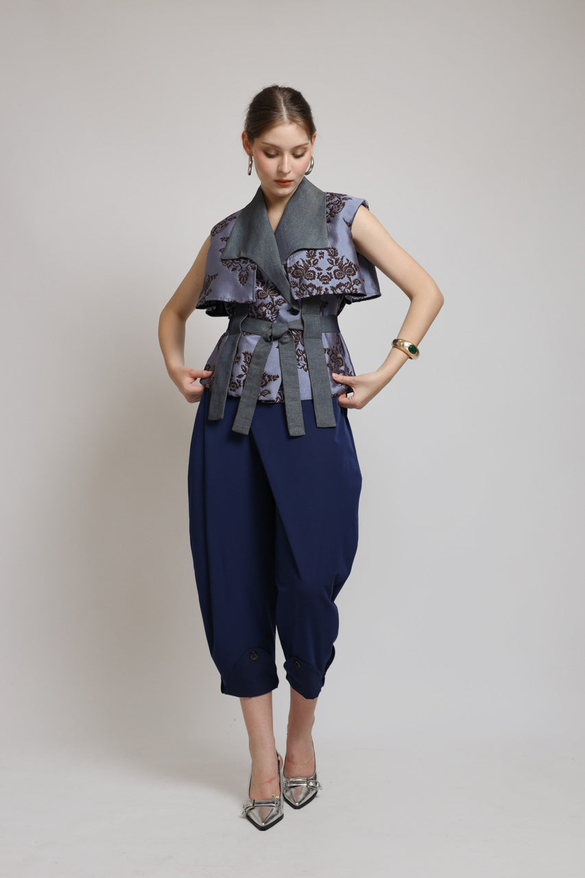 Bloom et Champs ACK Jacquard Blouse