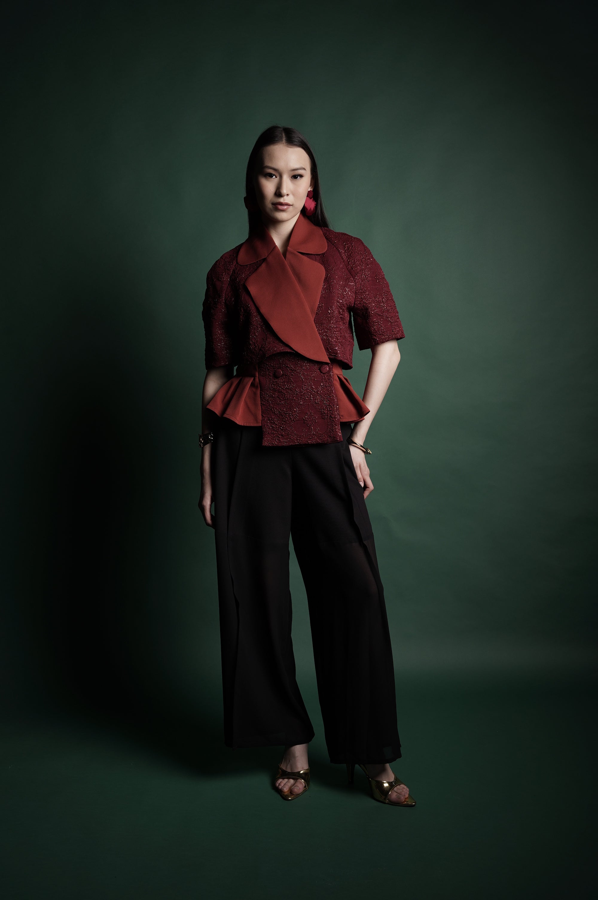 Bloom et Champs Maroon Inka Back Pleated Blouse/Alena Chiffon Pants