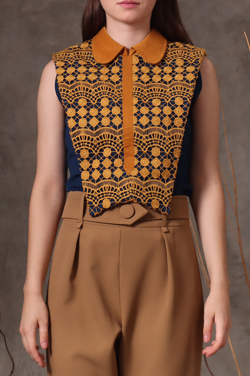 Bloom et Champs Kemeja Sleeveless Brukat Caramel